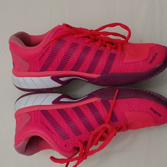 K Swiss Men's Size 6.5 Durawrap Seamfree Non-Marking Athletic Shoe - Picture 2 of 9